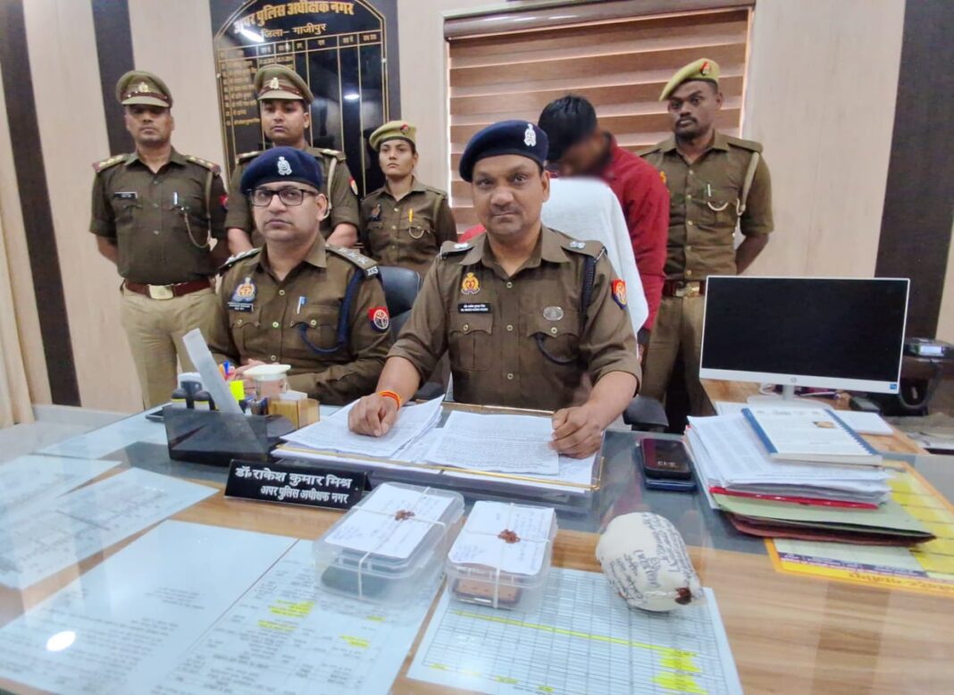मनोहर यादव हत्याकांड का खुलासा,भाई बहन गिरफ्तार