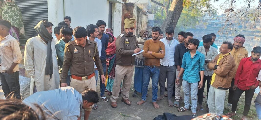 पोखरे में मिला युवक का शव