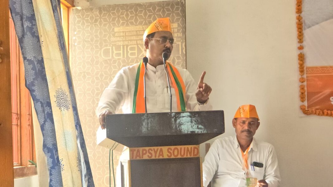 सरकार की योजनाएं देश के विकास व जनता के कल्याण में सर्वोपरिः विनोद अग्रवाल