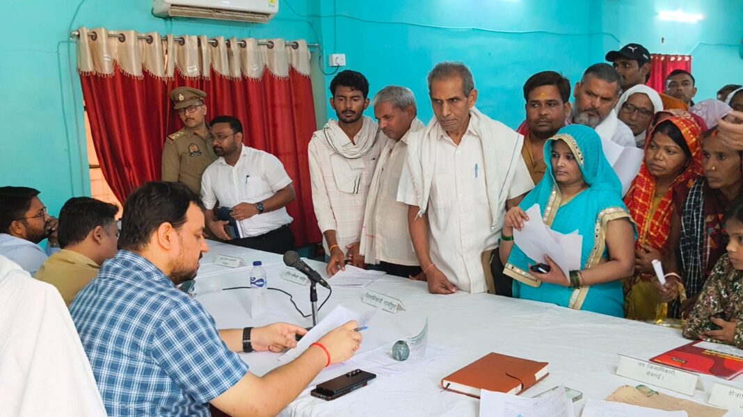 प्रार्थना पत्र 203 और 22 शिकायतों का निस्तारण
