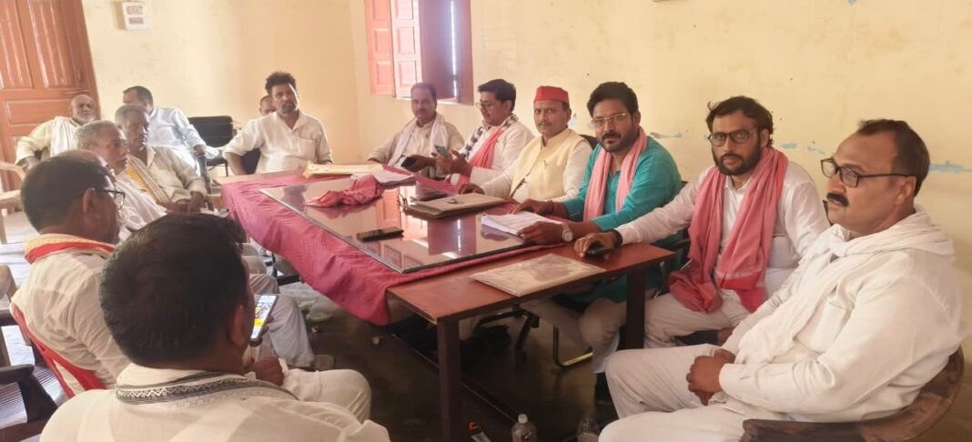 रील बनाने और मेलोडी टाफी के प्रचार-प्रसार में व्यस्त हैं मोदीः गोपाल