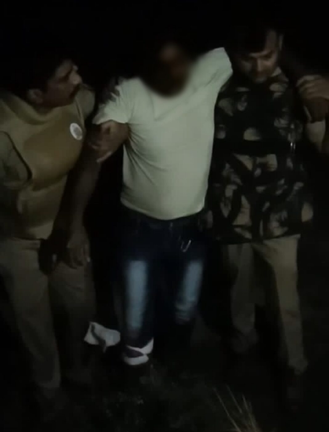 पुलिस मुठभेड़ में गौ-तस्कर को लगी गोली
