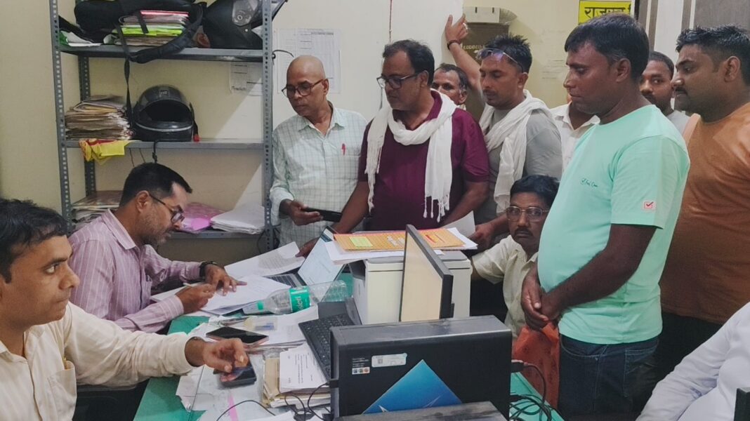 विद्युत विभाग ने किया समस्याओं का निस्तारण